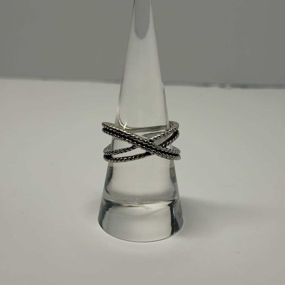 Silver tone Crossover Rope Texture Band Ring